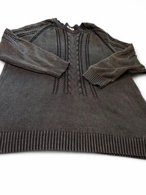 Umgee Women's Crewneck Cable Knit Sweater - Charcoal